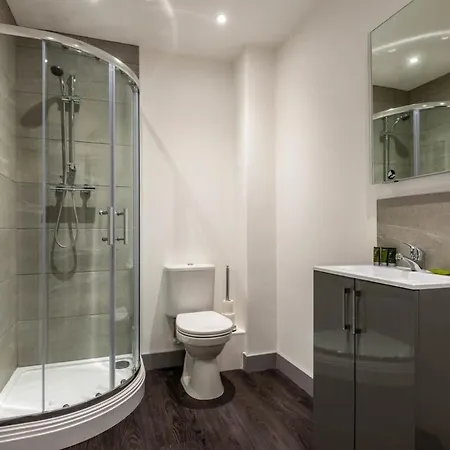 Lovely Compact 1 Bed In Лідс