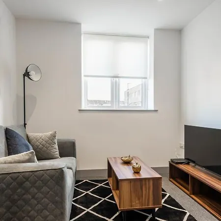 Lovely Compact 1 Bed In Лідс