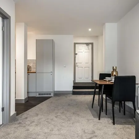 Lovely Compact 1 Bed In * Leeds (West Yorkshire)